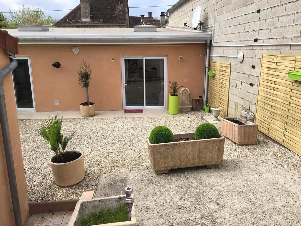 Loft L Atelier De Jacques Pres De Chablis Villa Villy  Luaran gambar